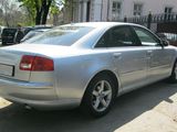 Audi A8 foto 10