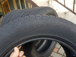 2 Anvelope 235/60 R18 Pirelli 250 lei ambele foto 3