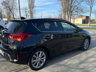 Toyota Auris foto 6