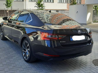 Skoda Superb foto 4