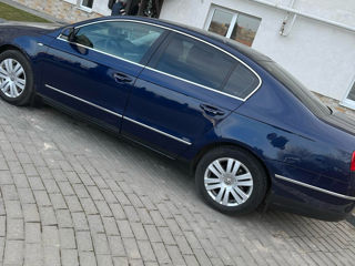 Volkswagen Passat foto 4