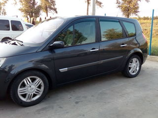 Renault Grand Scenic foto 4