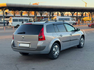 Renault Megane foto 6