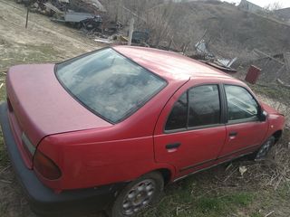 Nissan Almera foto 5