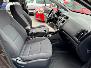 KIA Rio foto 7