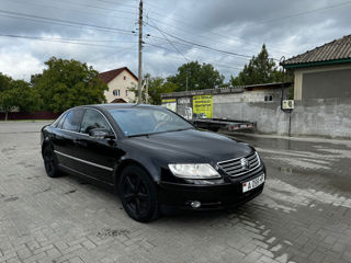 Volkswagen Phaeton foto 9