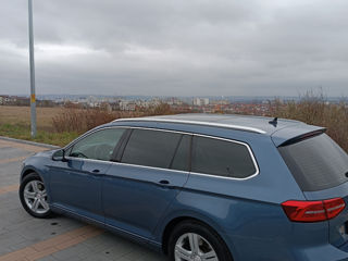 Volkswagen Passat foto 3