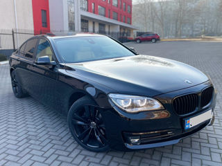 BMW 7 Series foto 2