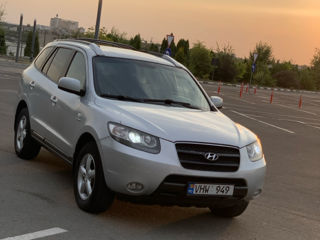 Hyundai Santa FE foto 1