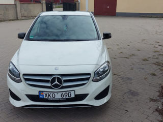 Mercedes B-Class foto 5