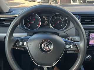 Volkswagen Jetta foto 6