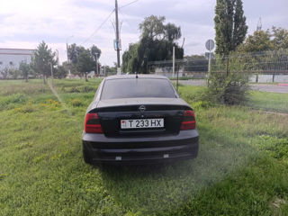 Opel Vectra foto 2