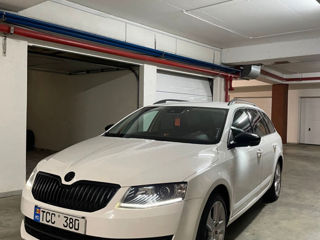 Skoda Octavia foto 1