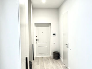 Apartament cu 2 camere, 78 m², Centru, Chișinău foto 2