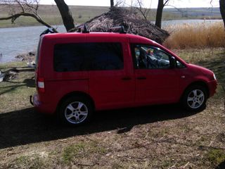 Volkswagen Caddy foto 1