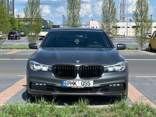 BMW 7 Series foto 3