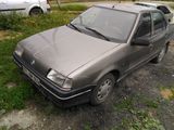 Renault 19 foto 2