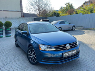 Volkswagen Jetta foto 2