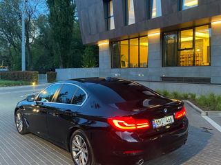 BMW 5 Series foto 4