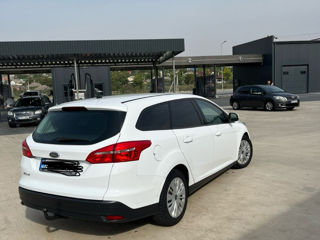 Ford Focus foto 3