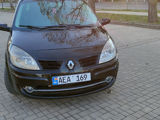 Renault Grand Scenic foto 10