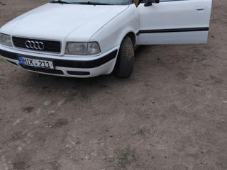 Audi 80 foto 3