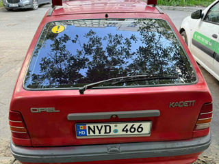 Opel Kadett foto 4