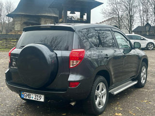 Toyota Rav 4 foto 7