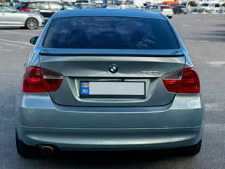 BMW 3 Series foto 6