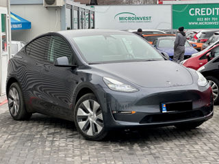 Tesla Model Y foto 4