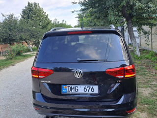 Volkswagen Touran foto 5