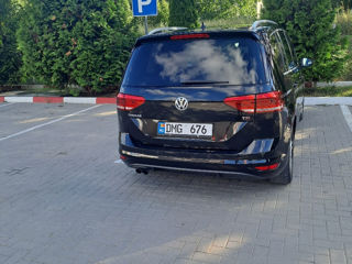 Volkswagen Touran foto 9