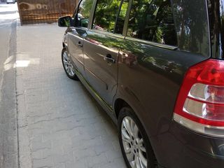 Opel Zafira foto 8