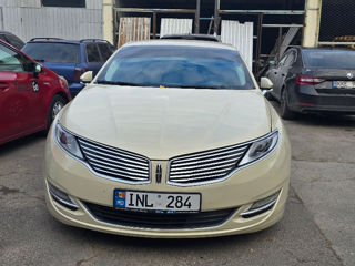 Lincoln MKZ foto 2