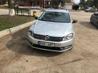 Volkswagen Passat foto 4