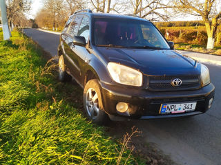 Toyota Rav 4 foto 8