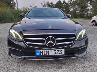 Mercedes E-Class foto 5