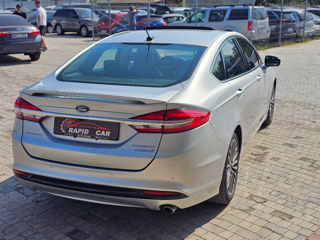 Ford Fusion foto 5