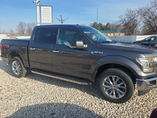 Ford F-150 foto 3