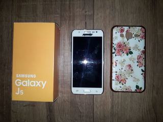 Samsung Galaxy S3 NEO J5 foto 1