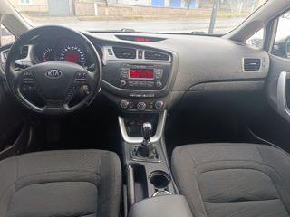 KIA Ceed foto 8