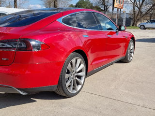 Tesla Model S foto 3