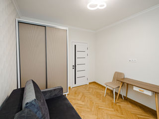 Apartament cu 4 camere, 115 m², Centru, Chișinău foto 4