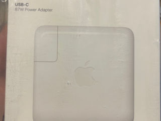 Apple 87W USB-C Power Adapter A1719