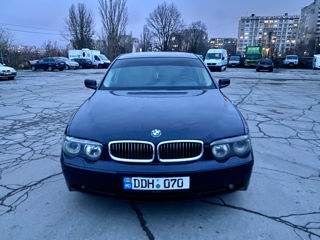 BMW 7 Series foto 3