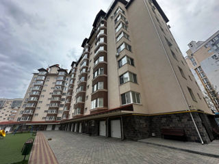 Apartament cu 2 camere, 75 m², Buiucani, Chișinău foto 1