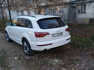 Audi Q7 foto 2