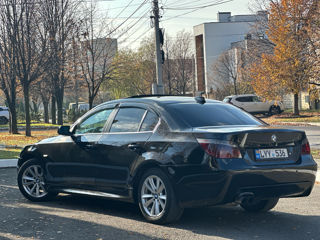 BMW 5 Series foto 5