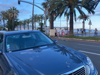 Mercedes E-Class foto 2