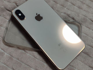 se vinde iphone xs gold foto 5